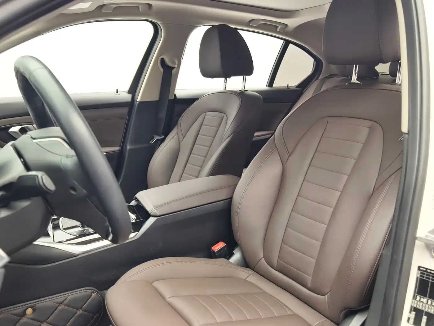 BMW 3 Series 2020 325Li Launch Edition фото 12
