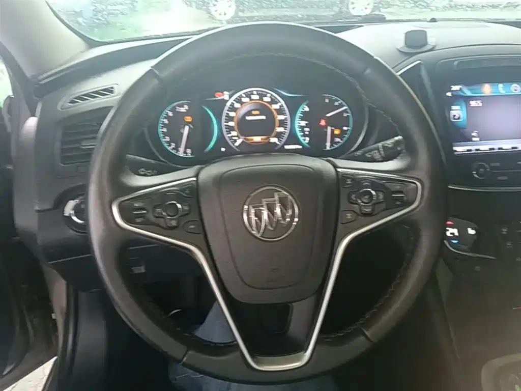Buick Regal 2015 1.6T Elite Tech Edition фото 11