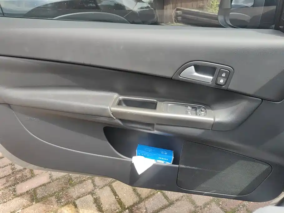Volvo C30 2012 2011 Model 2.0 R-Design