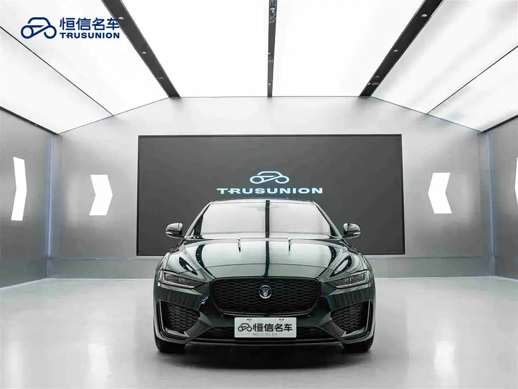 Jaguar XEL 2025 2.0T 250PS R-DYNAMIC 90th Anniversary Edition фото 2