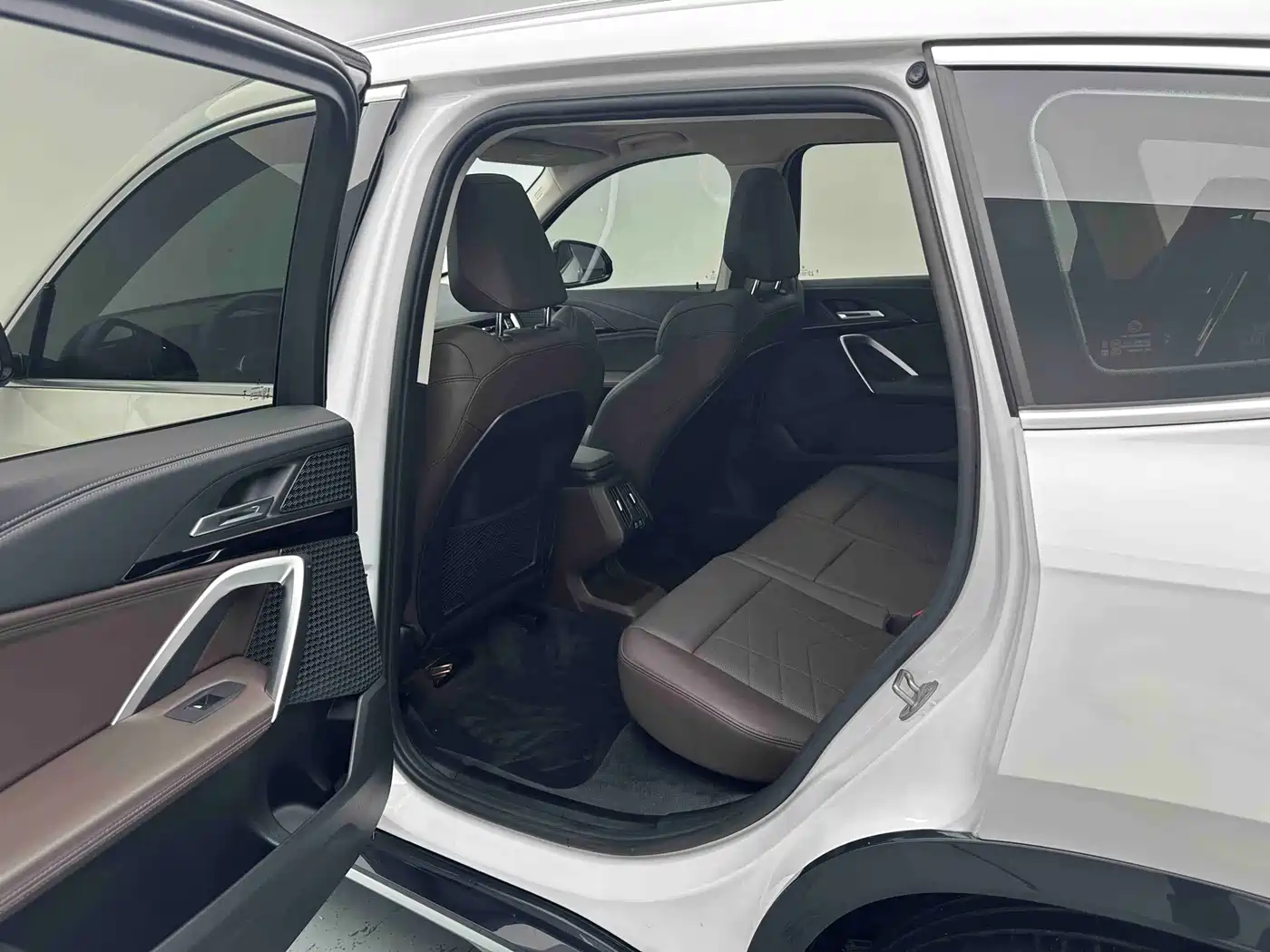 Фото 11 - BMW X1