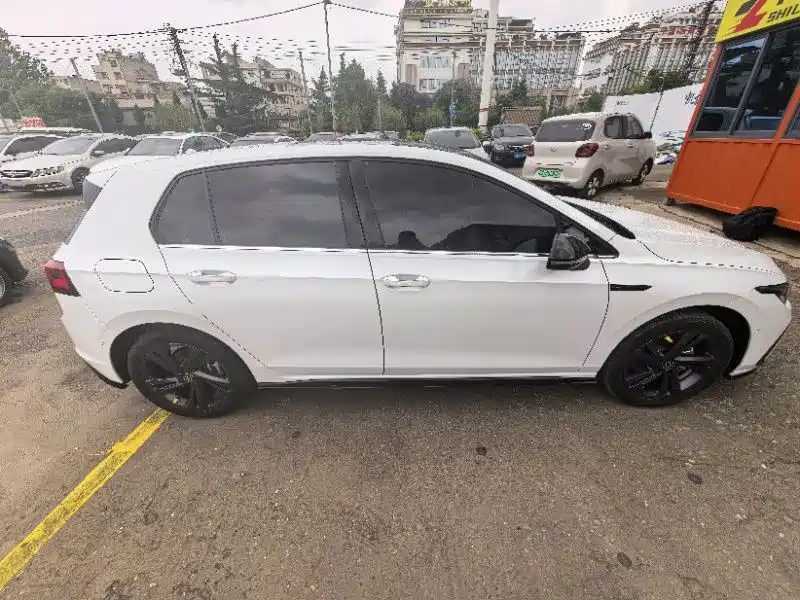 Volkswagen Golf 2021 280TSI DSG R-Line фото 5