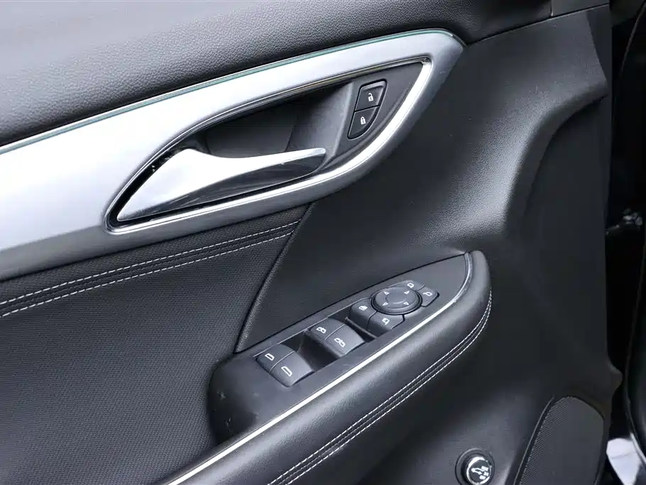 Buick Envision Plus 2025 Enclave Plus 28T 2WD Platinum Edition фото 13
