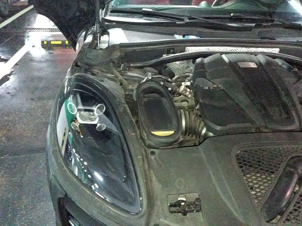 Фото 20 - Porsche Macan