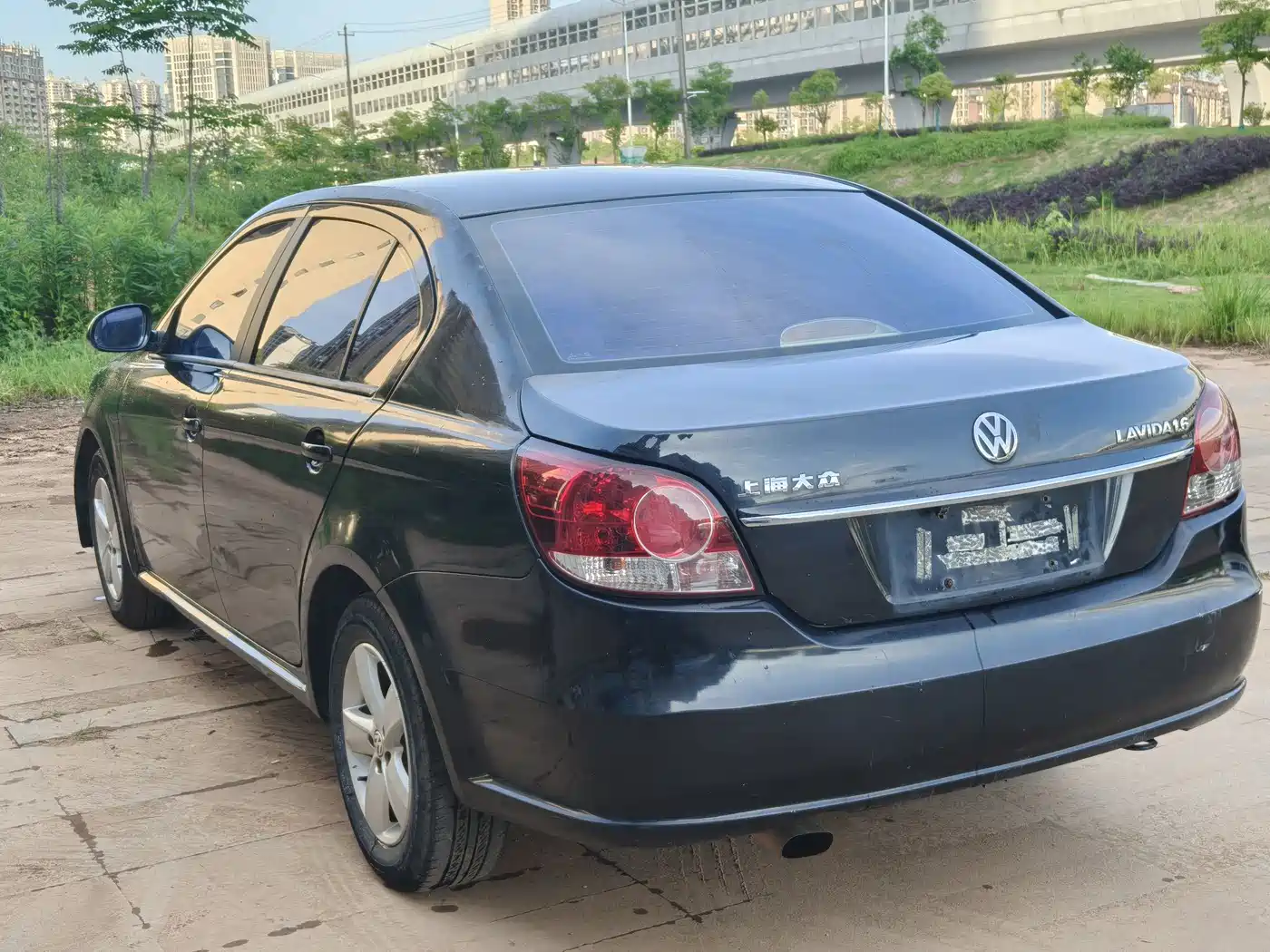 Volkswagen Lavida 2013 Classic 1.6L Automatic Trend Edition фото 9