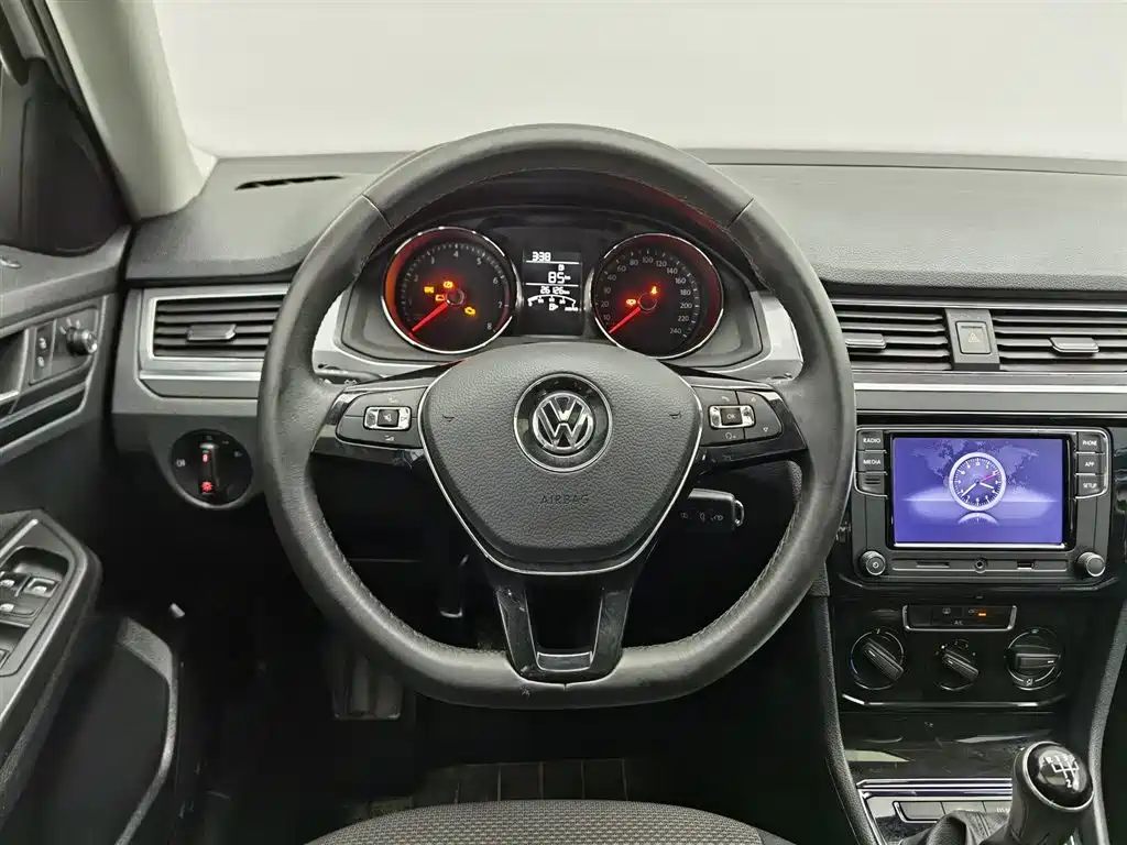 Volkswagen Bora 2019 Bora Legend 1.5L Manual Leading China VI фото 11