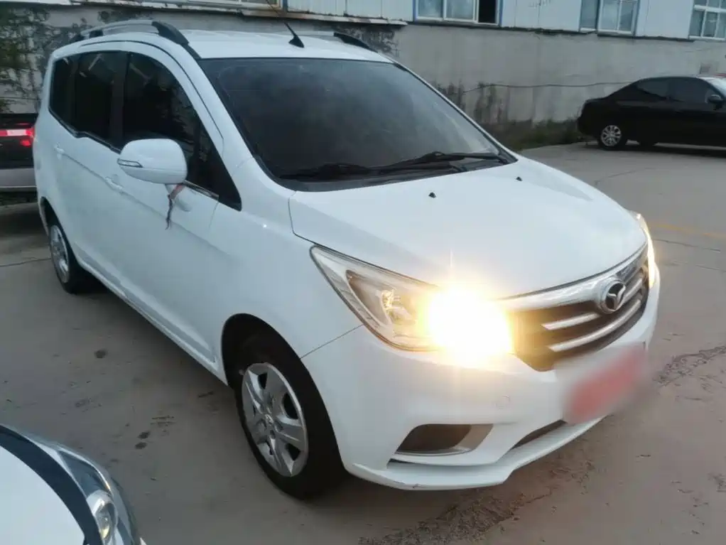 Weichai Yingzhi Yingzhi 737 2017 2015 1.5L Manual Comfort