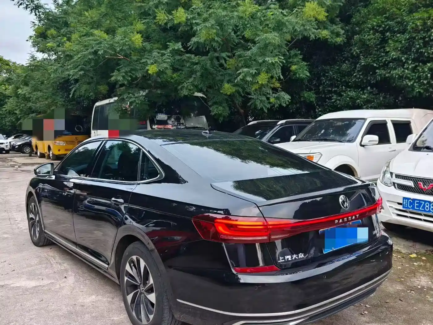 Фото 9 - Volkswagen Passat