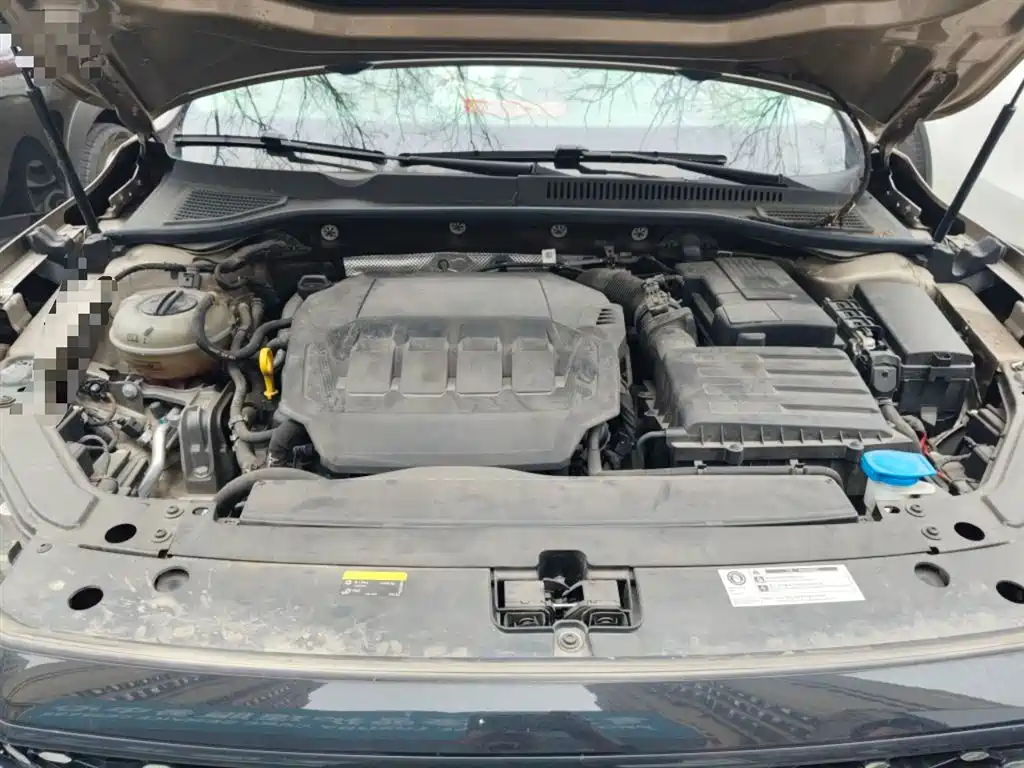 Volkswagen Passat 2022 330TSI Starlight Luxury Edition фото 16