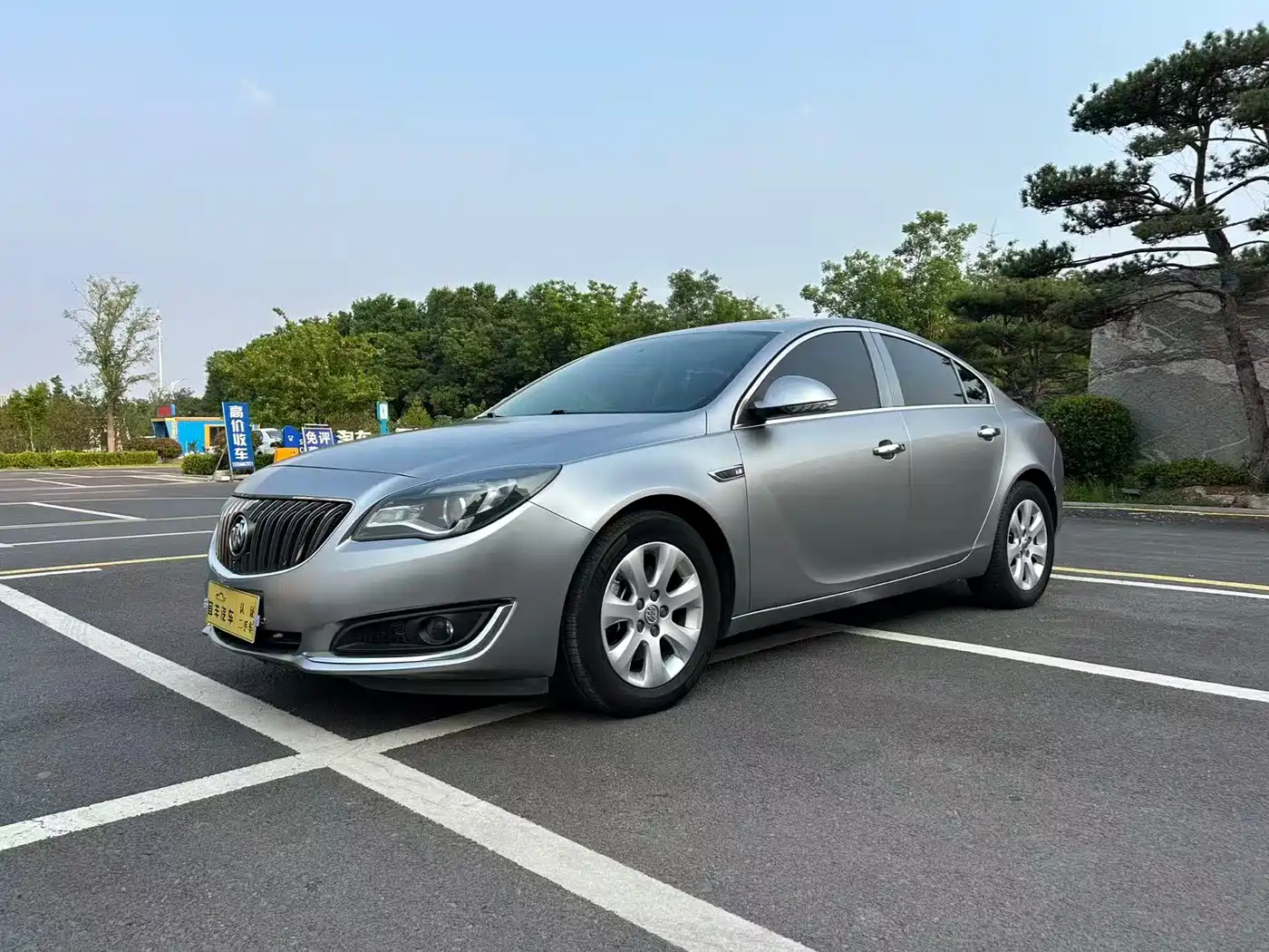 Buick Regal 2015 1.6T Leading Tech Edition