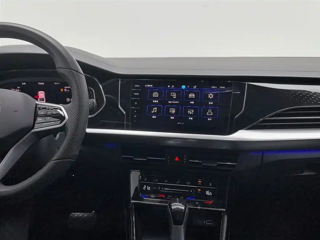 Volkswagen Passat 2023 Facelift 330TSI Luxury Edition фото 12