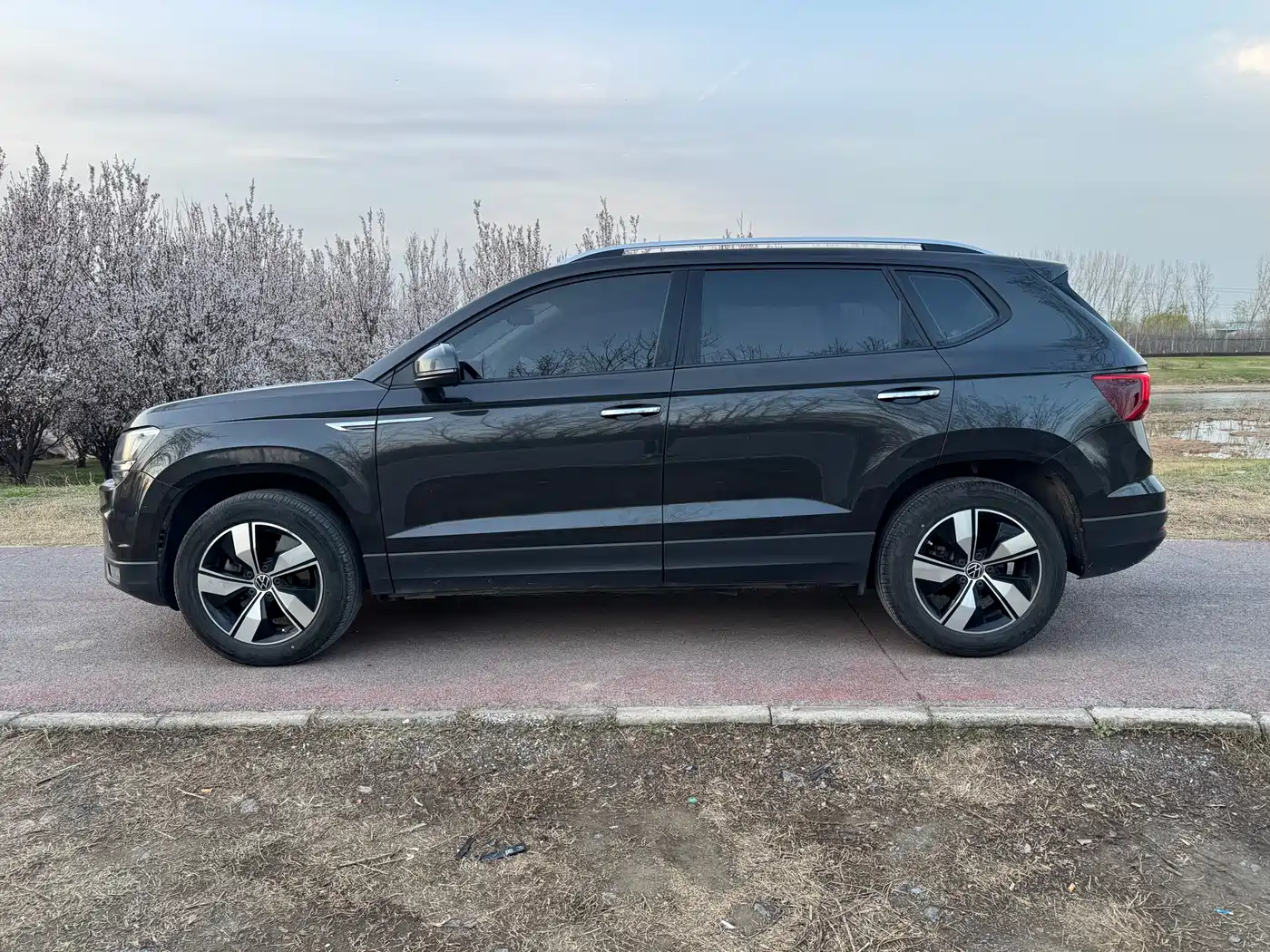 Volkswagen Tharu 2022 280TSI 2WD Comfort фото 4