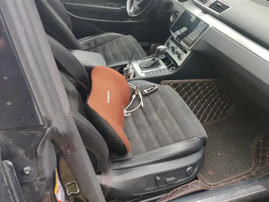 Volkswagen FAW-Volkswagen CC 2015 1.8TSI Luxury фото 8