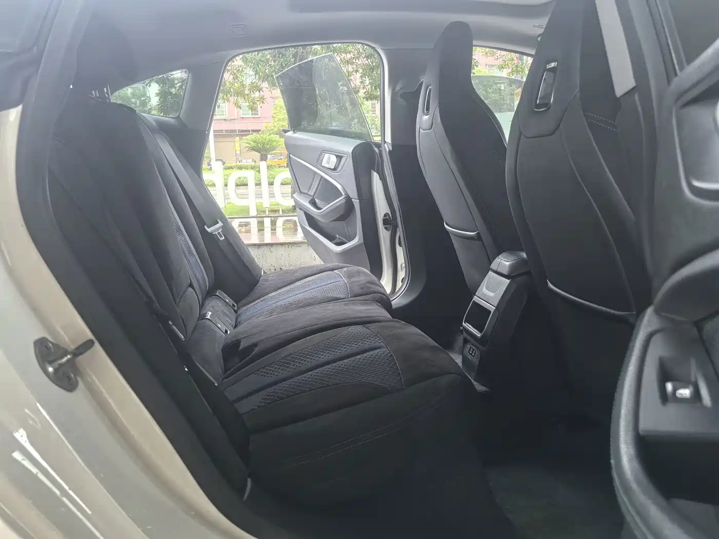 Фото 18 - BMW 2 Series (Import)