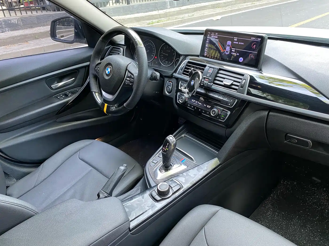 BMW 3 Series 2016 320Li Progressive фото 20