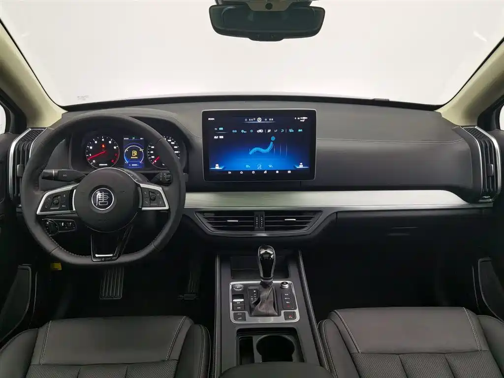 BYD Tang 2019 2.0T Automatic Smart Connect Luxury 5-seater China VI фото 5