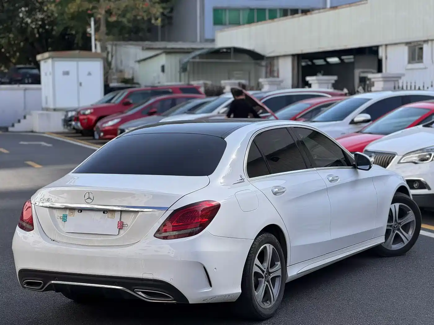 MERCEDES-BENZ CLASS C
