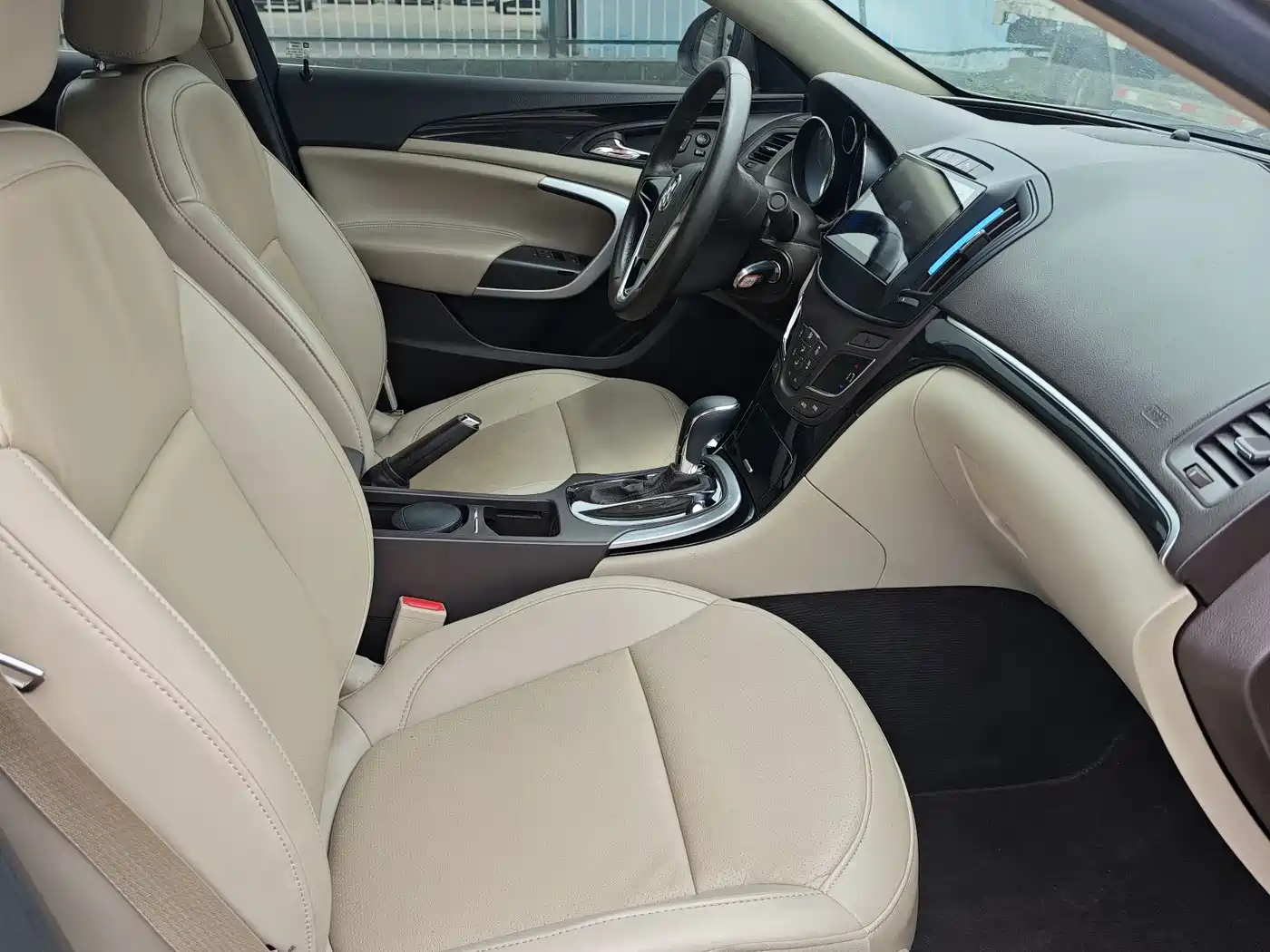 Buick Regal 2015 2.0L Leading Fashion Model фото 8