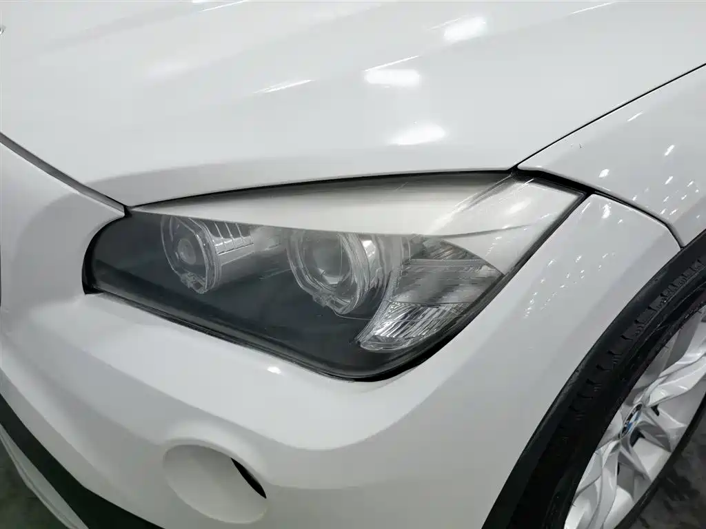 BMW X1 2015 Model sDrive18i Fashion Advanced Edition фото 7