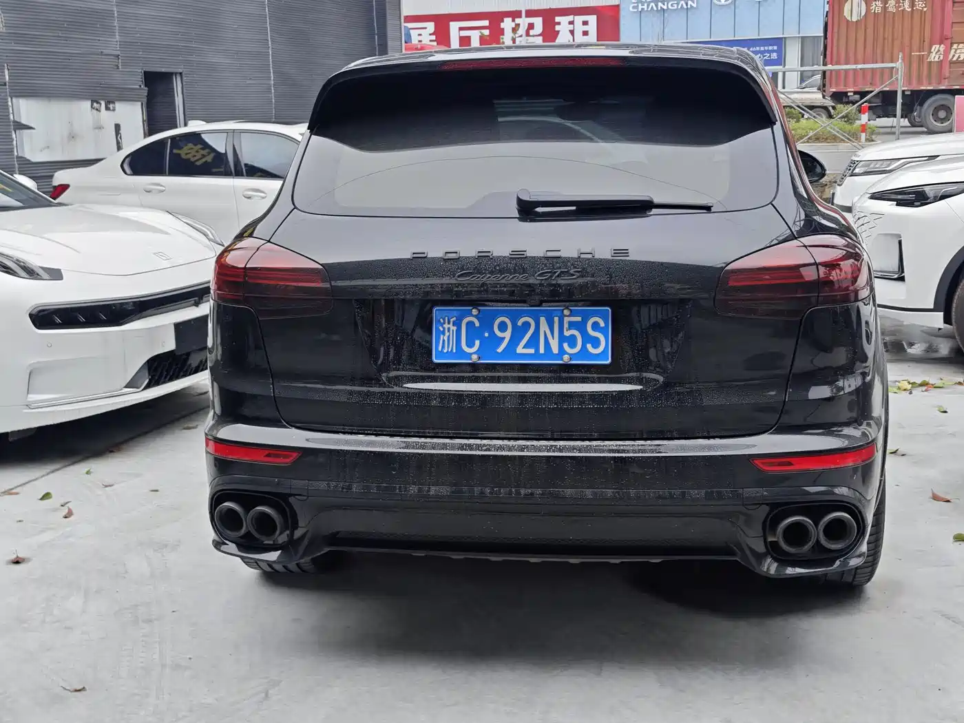 Porsche Cayenne 2016 Cayenne GTS 3.6T фото 4
