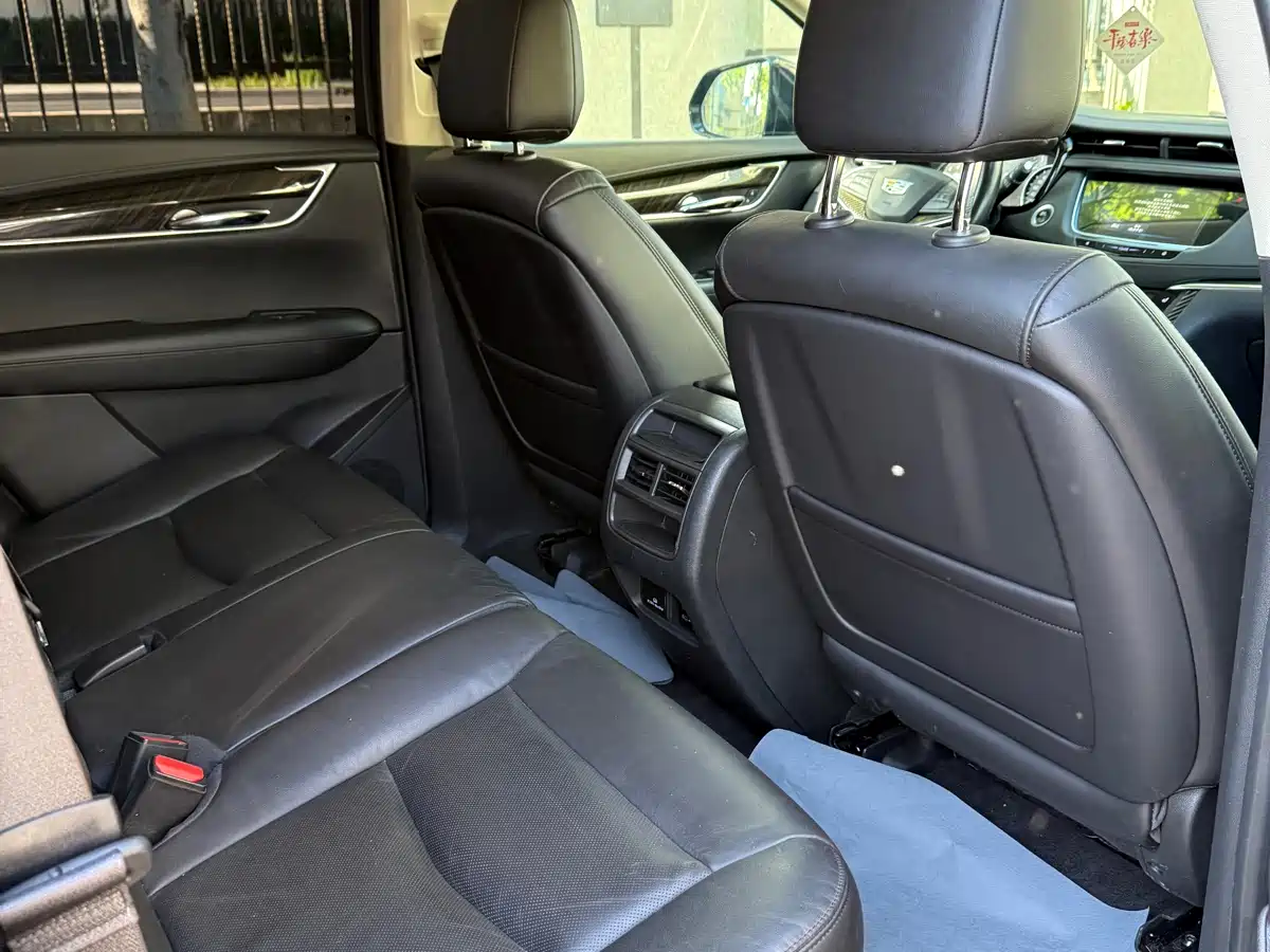 Cadillac XT5 2018 28T 4WD Luxury фото 12