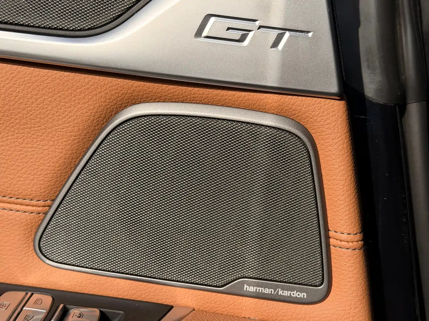 BMW 6 Series GT 2021 630i M Sport Package фото 19