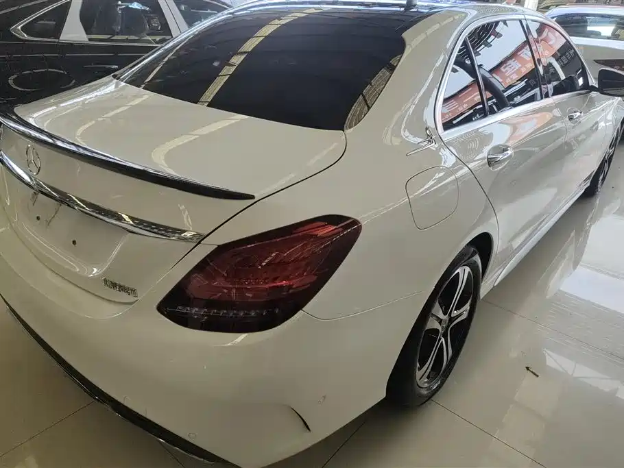 Mercedes-Benz C-Class 2021 C 260 L Sport Edition фото 3
