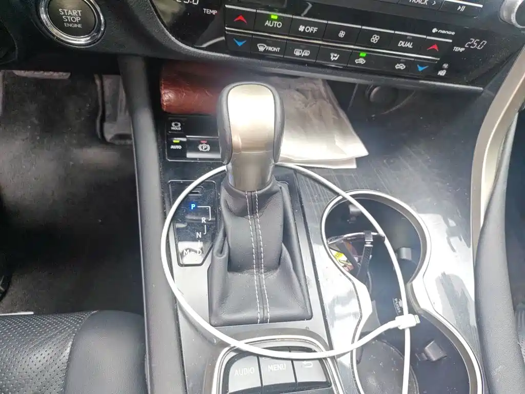 Lexus RX 2016 300 2WD Comfort Edition China V фото 7