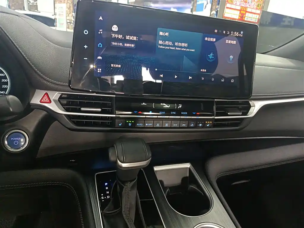 Toyota Sienna 2021 2.5L Hybrid Ultimate Edition фото 13