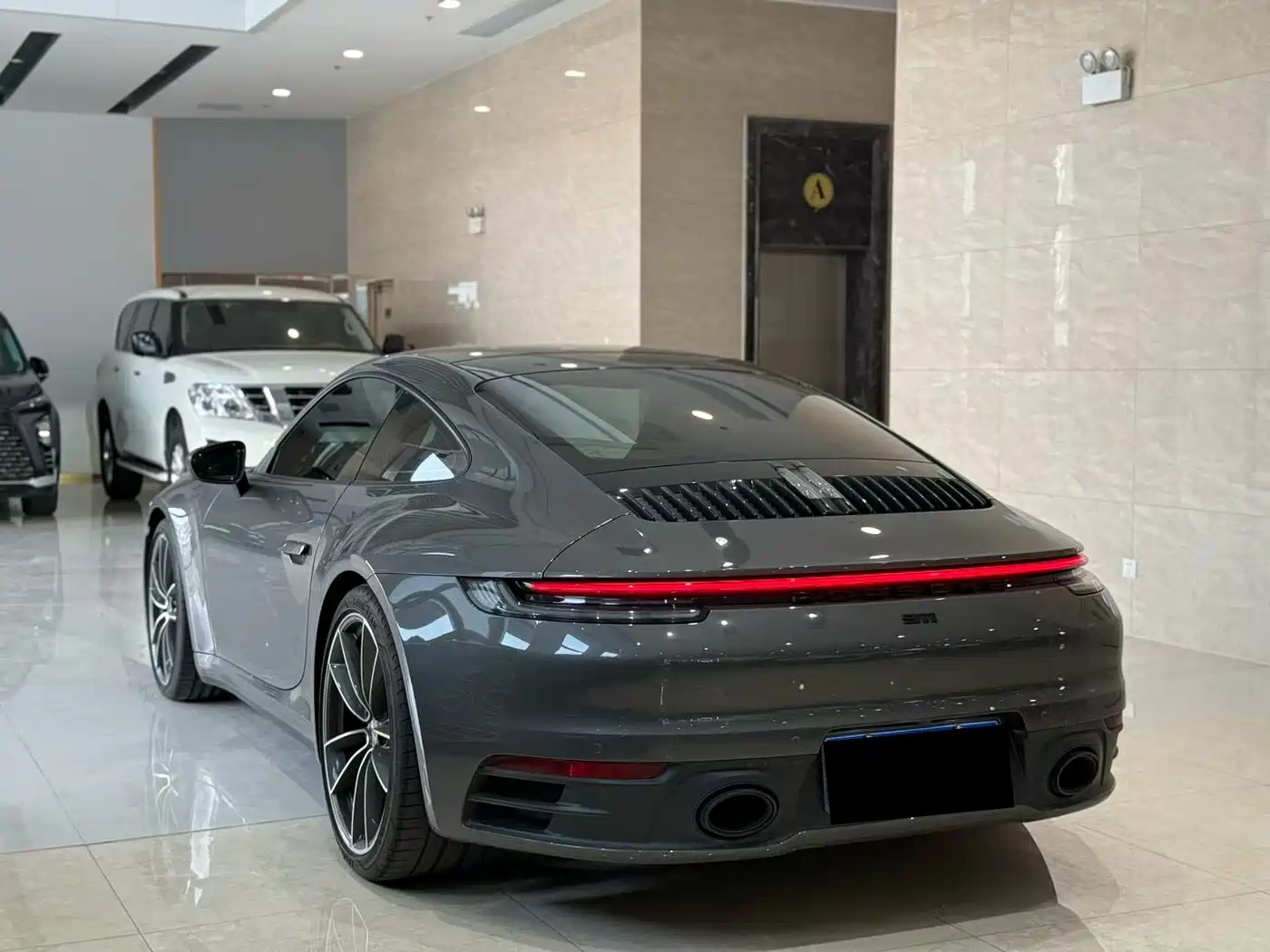 Porsche 911 2023 Carrera 3.0T фото 15