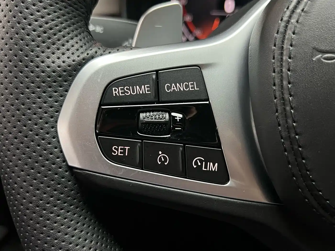 BMW 5 Series 2021 530Li Leading M Sport Package фото 21