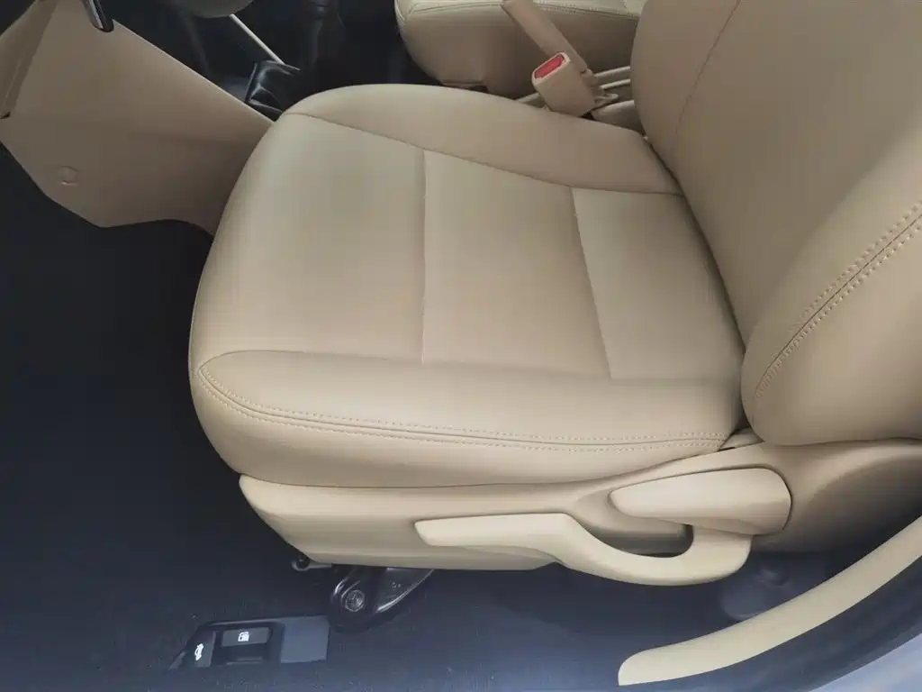 Toyota Vios 2014 1.5L Manual Wisdom Edition фото 20