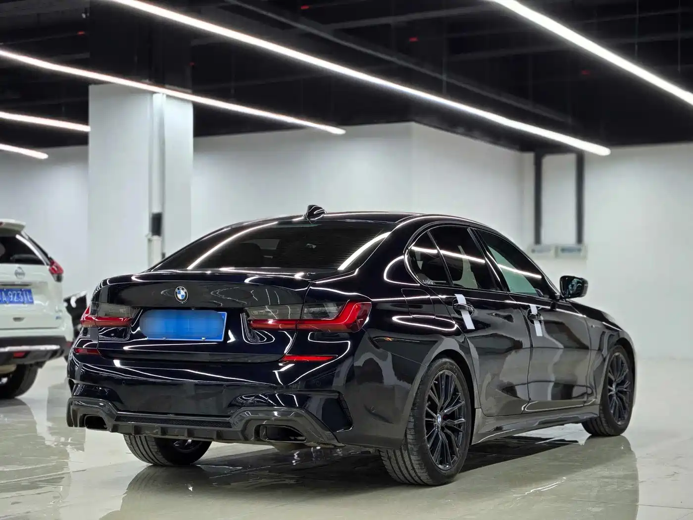 Фото 9 - BMW 3 Series