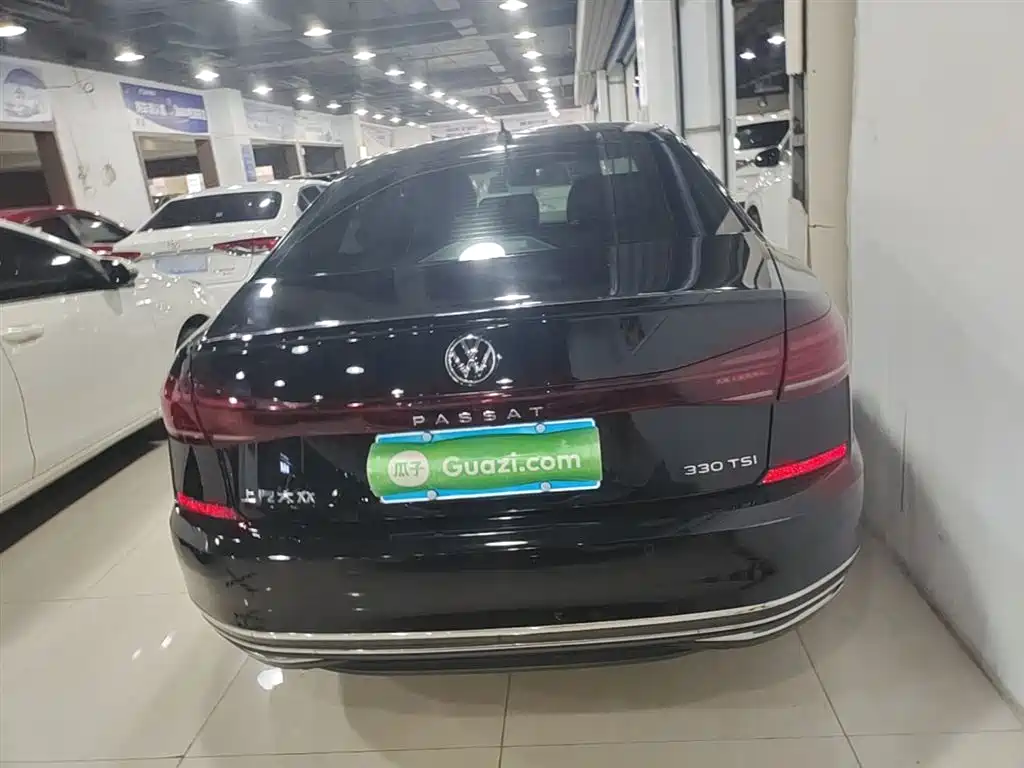 Volkswagen Passat 2024 330TSI Starlight Elite Edition фото 6