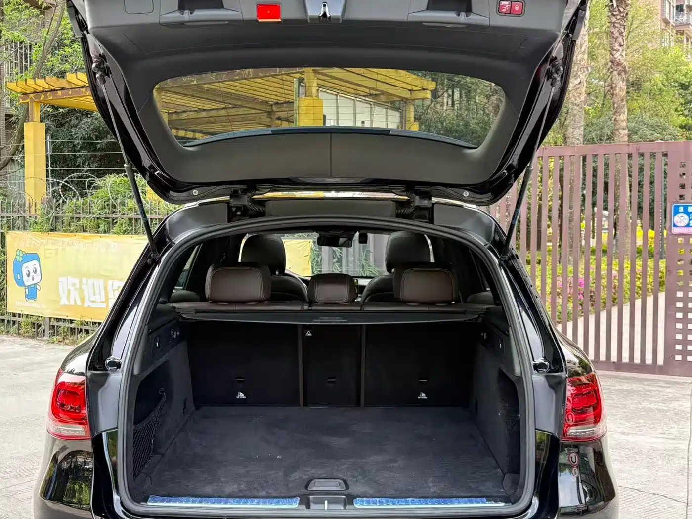 Mercedes-Benz GLC 2020 Facelift GLC 300 L 4MATIC Luxury фото 11