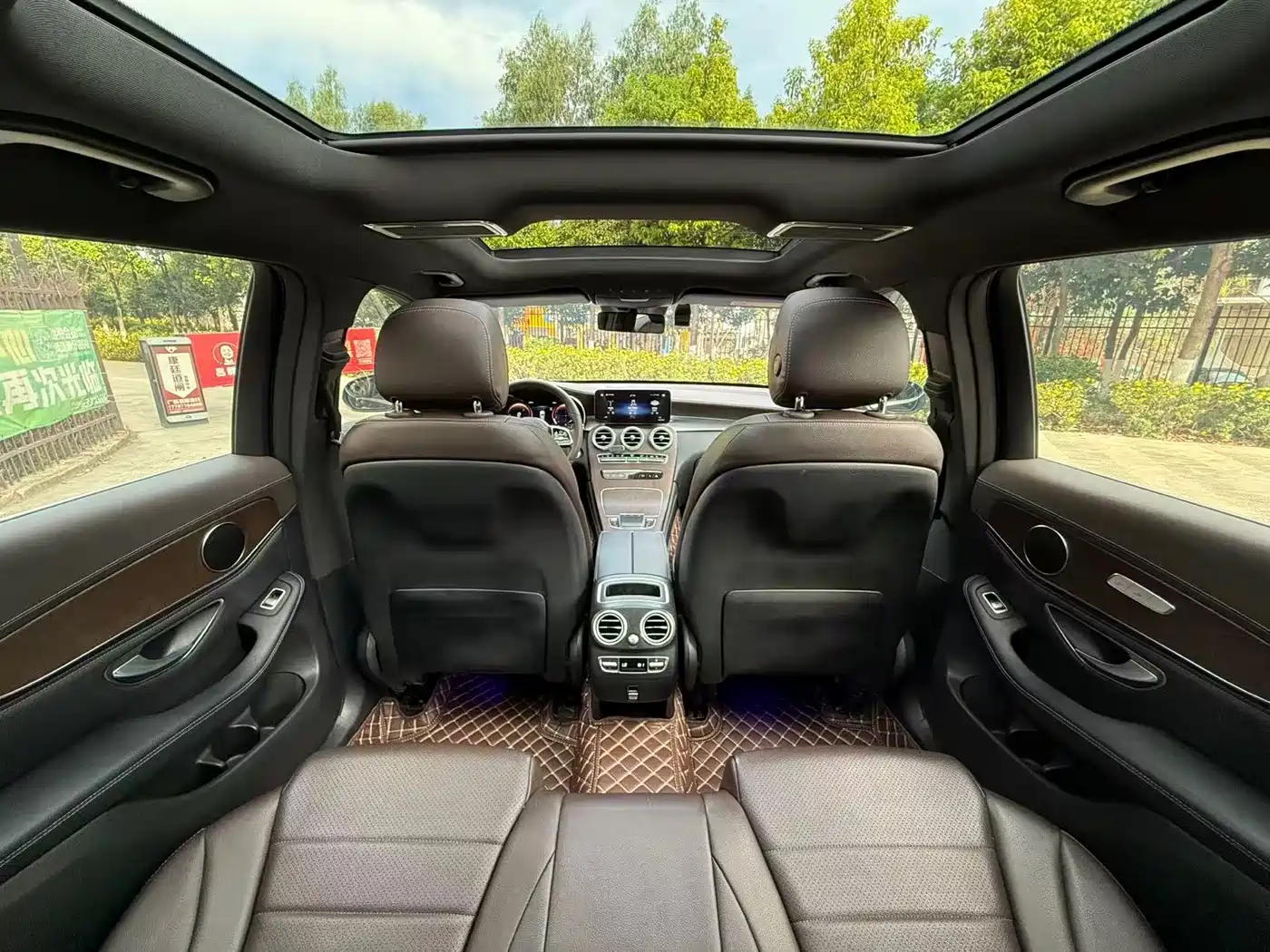 Mercedes-Benz GLC 2020 Facelift GLC 300 L 4MATIC Luxury фото 24
