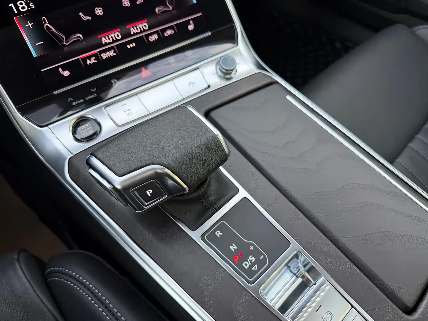 Audi A6L 2023 45 TFSI quattro Premium Elegance фото 13