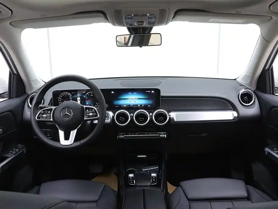 Mercedes-Benz GLB 2020 GLB 200 Dynamic фото 22
