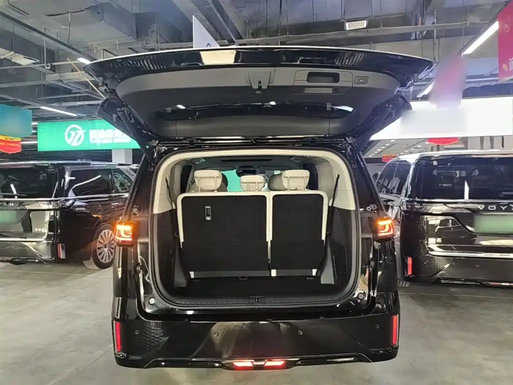 Voyah Auto Voyah Dreamer 2025 Model PHEV 4WD Excellent QianKun Edition фото 19
