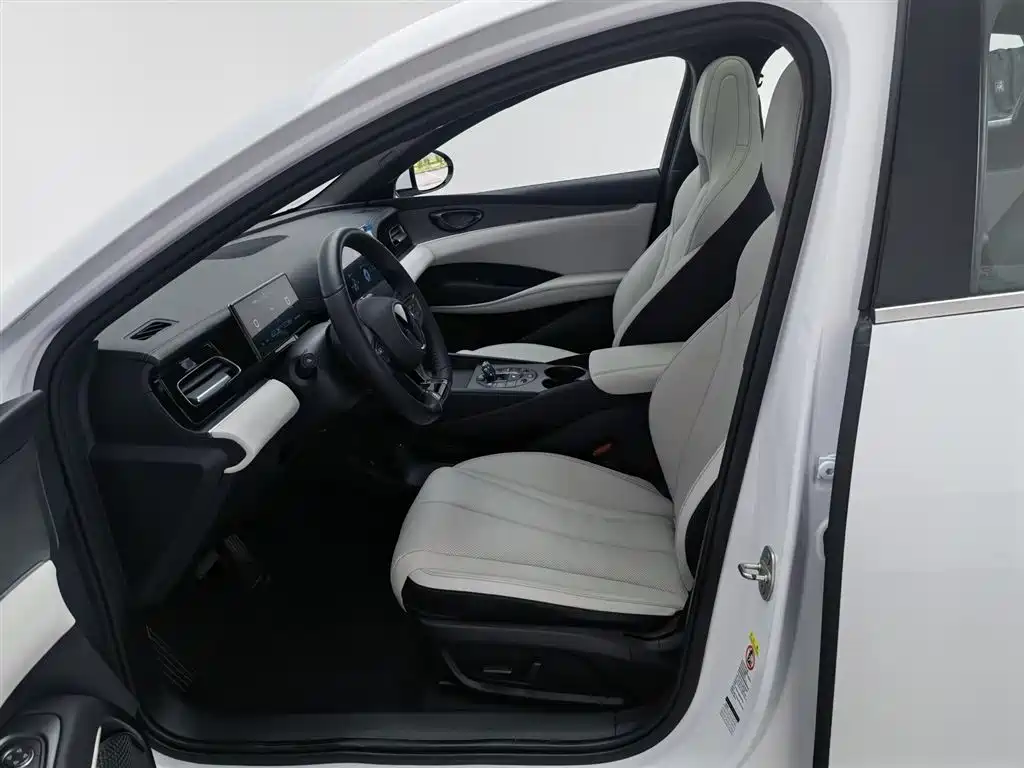BYD Seal 06 New Energy 2024 DM-i 120KM Honor фото 10