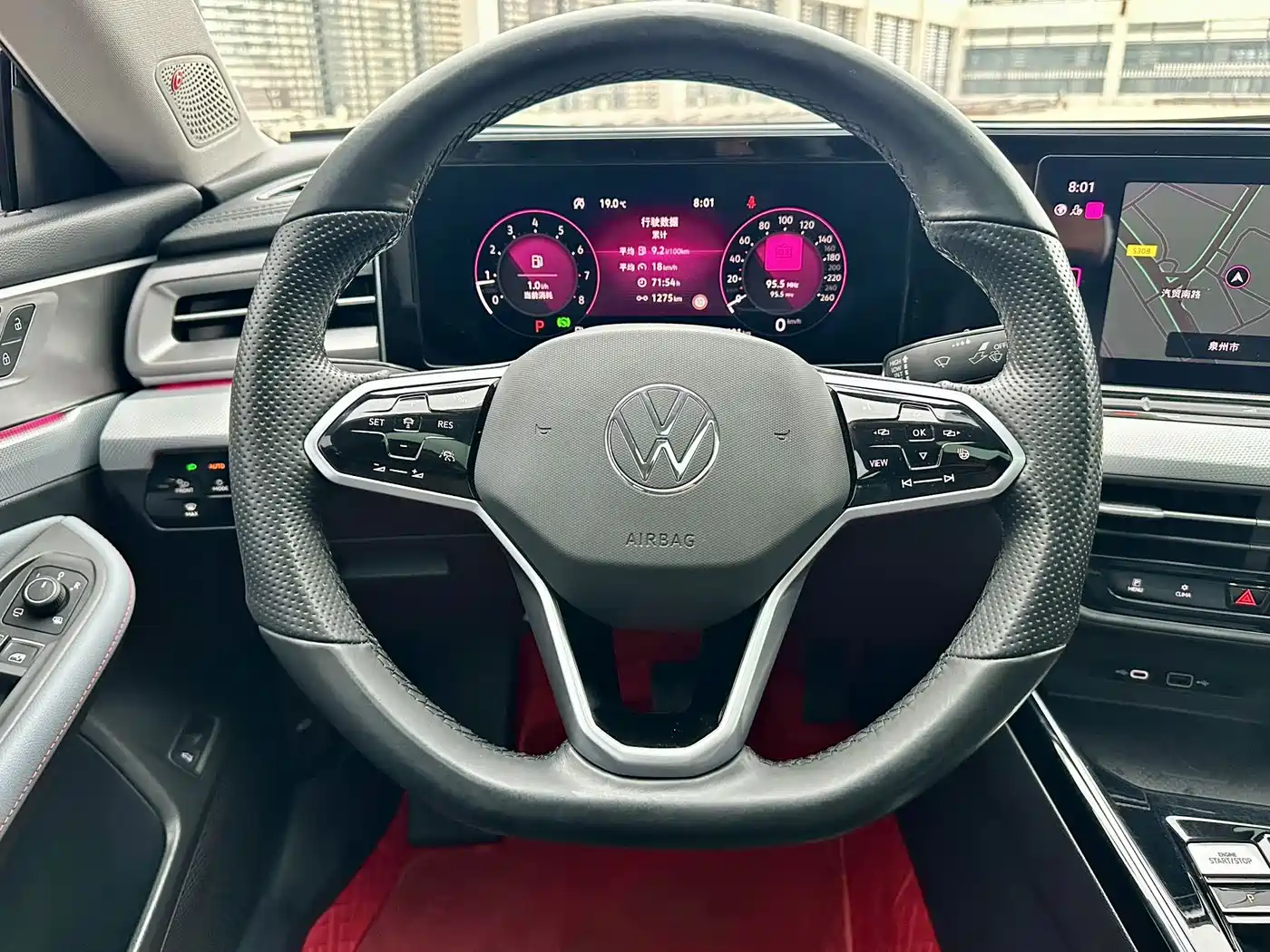 Photo 4 - Volkswagen Lamando