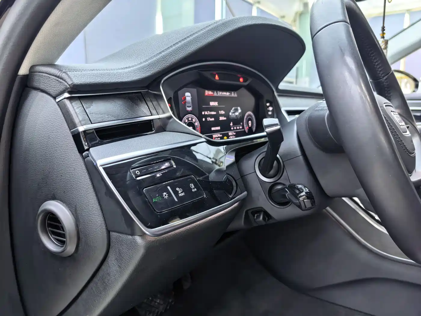 Audi A8 2018 A8L 55 TFSI quattro Launch Elite фото 5