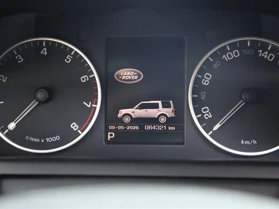 Land Rover Discovery 2015 3.0 SC V6 HSE фото 12