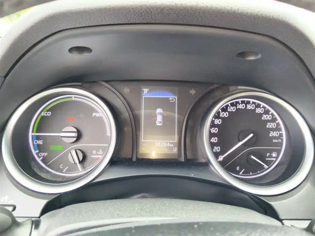 Toyota Camry 2021 Hybrid 2.5HGVP Leading Edition фото 8