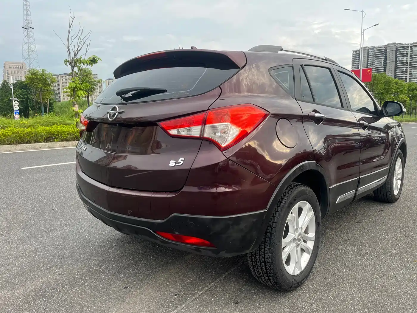 Haima S5 2015 2015 1.5T CVT Flagship Edition