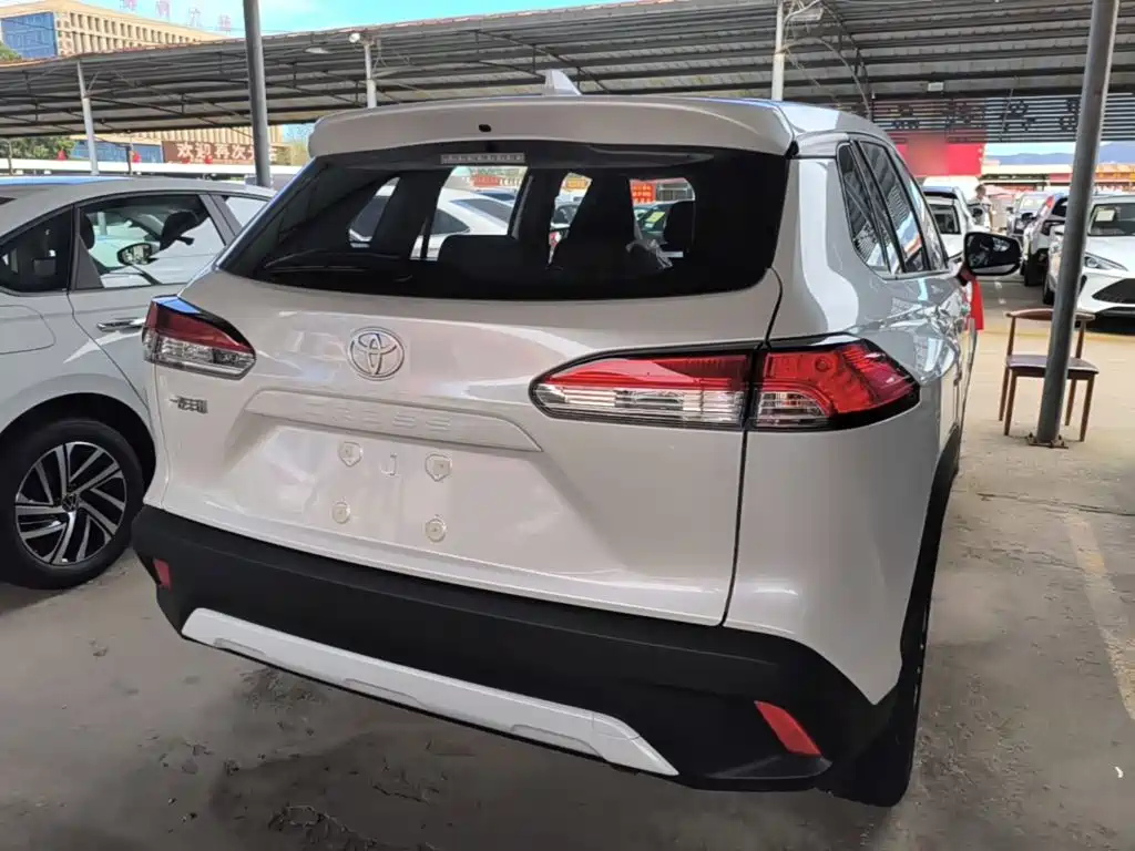 Photo 6 - Toyota Corolla Cross