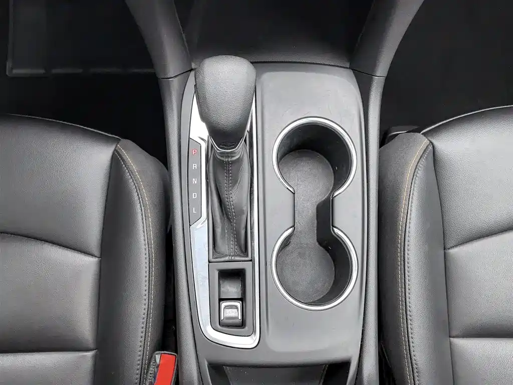 Chevrolet Equinox 2022 535T Galloping Edition фото 13