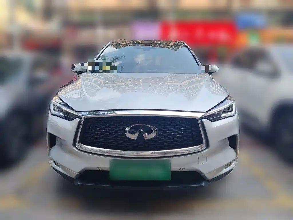 Photo 2 - Infiniti QX50