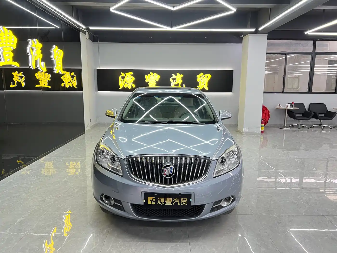 Buick Excelle 2013 GT 1.6L Automatic Fashion Edition фото 2
