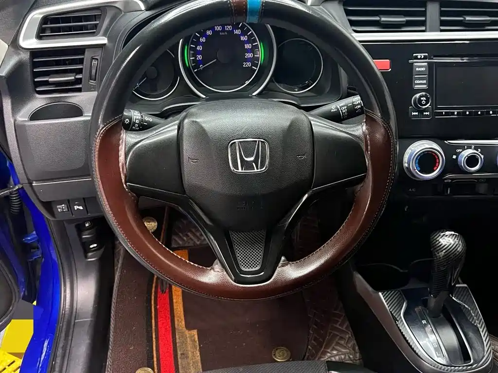 Photo 6 - Honda Fit